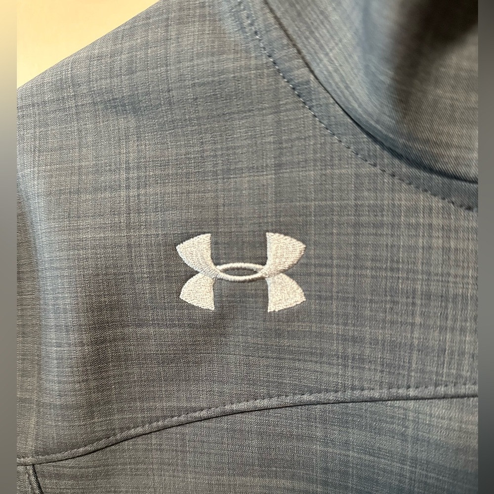 Under Armour Jacket - Picture 2 of 5